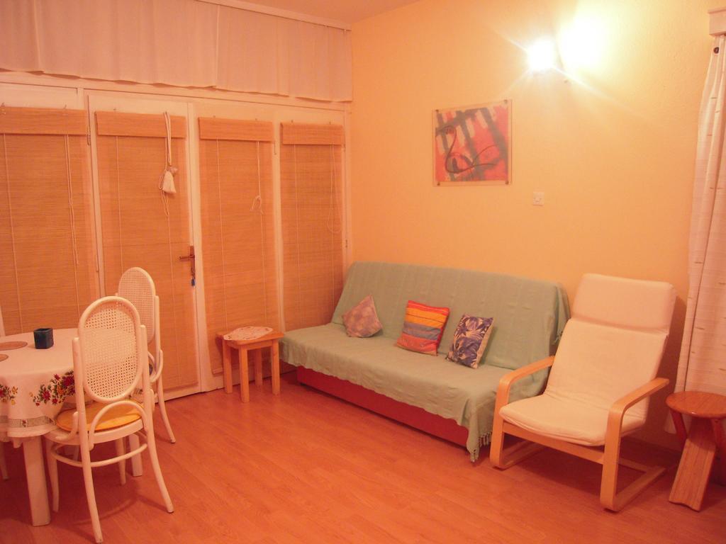 Apartments Ljuba I Mare Malinska Habitación foto