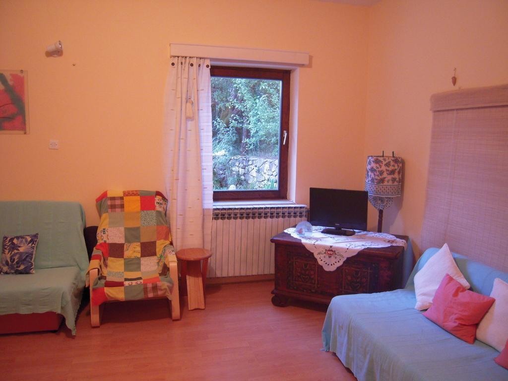 Apartments Ljuba I Mare Malinska Habitación foto